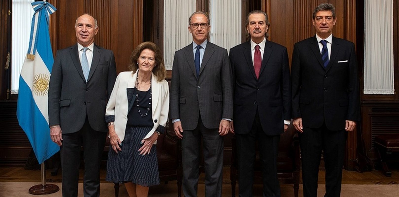 Jueces de la Corte: se redujeron el sueldo un 25%
