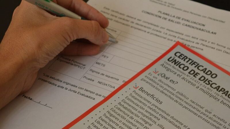 Prorrogan prestaciones de salud